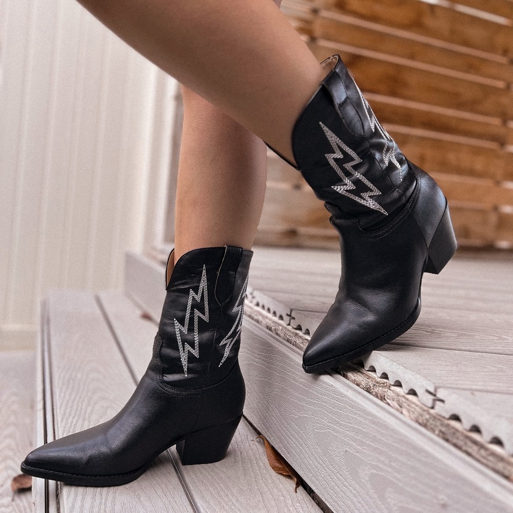 lightning bolt cowboy booties - Picture 4 of 7
